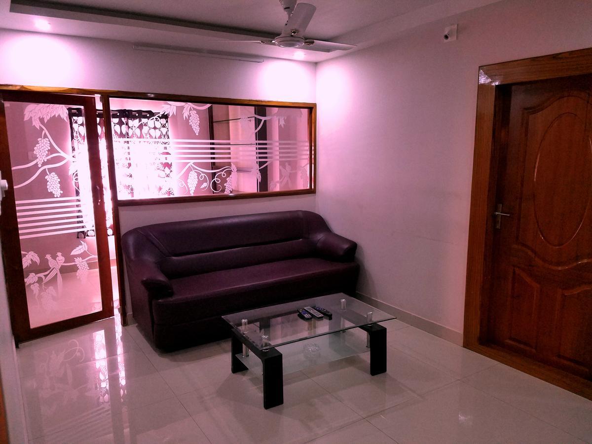 Venky'S Delight Hotel Rājahmundry Kültér fotó